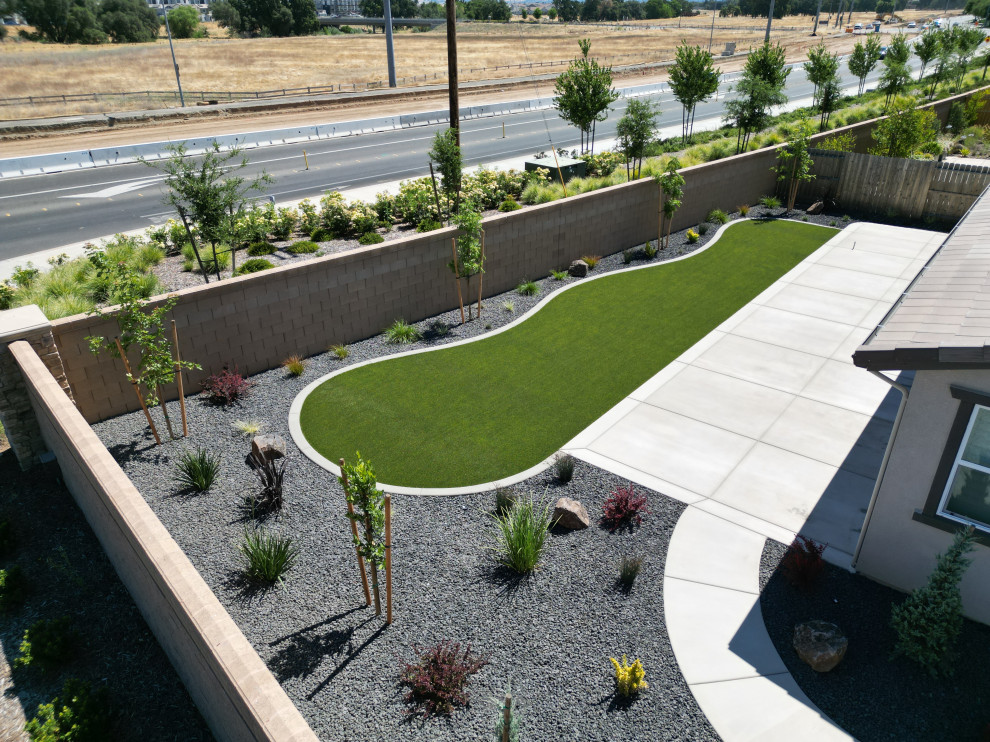Roseville Backyard Turf and Concrete