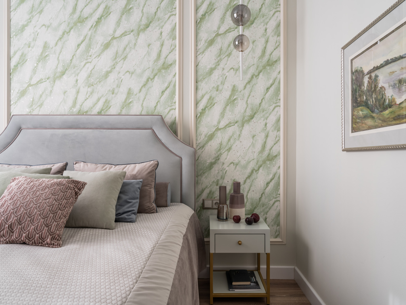 Детали спальни квартиры в ЖК "Испанские кварталы"