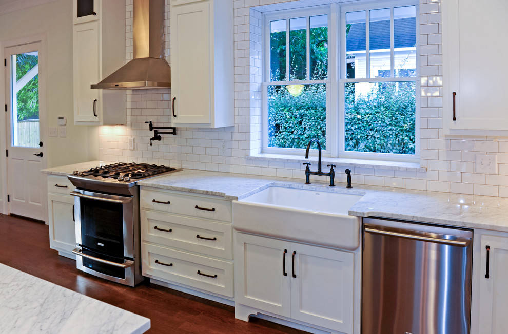 Inspiration for a transitional kitchen remodel in Atlanta