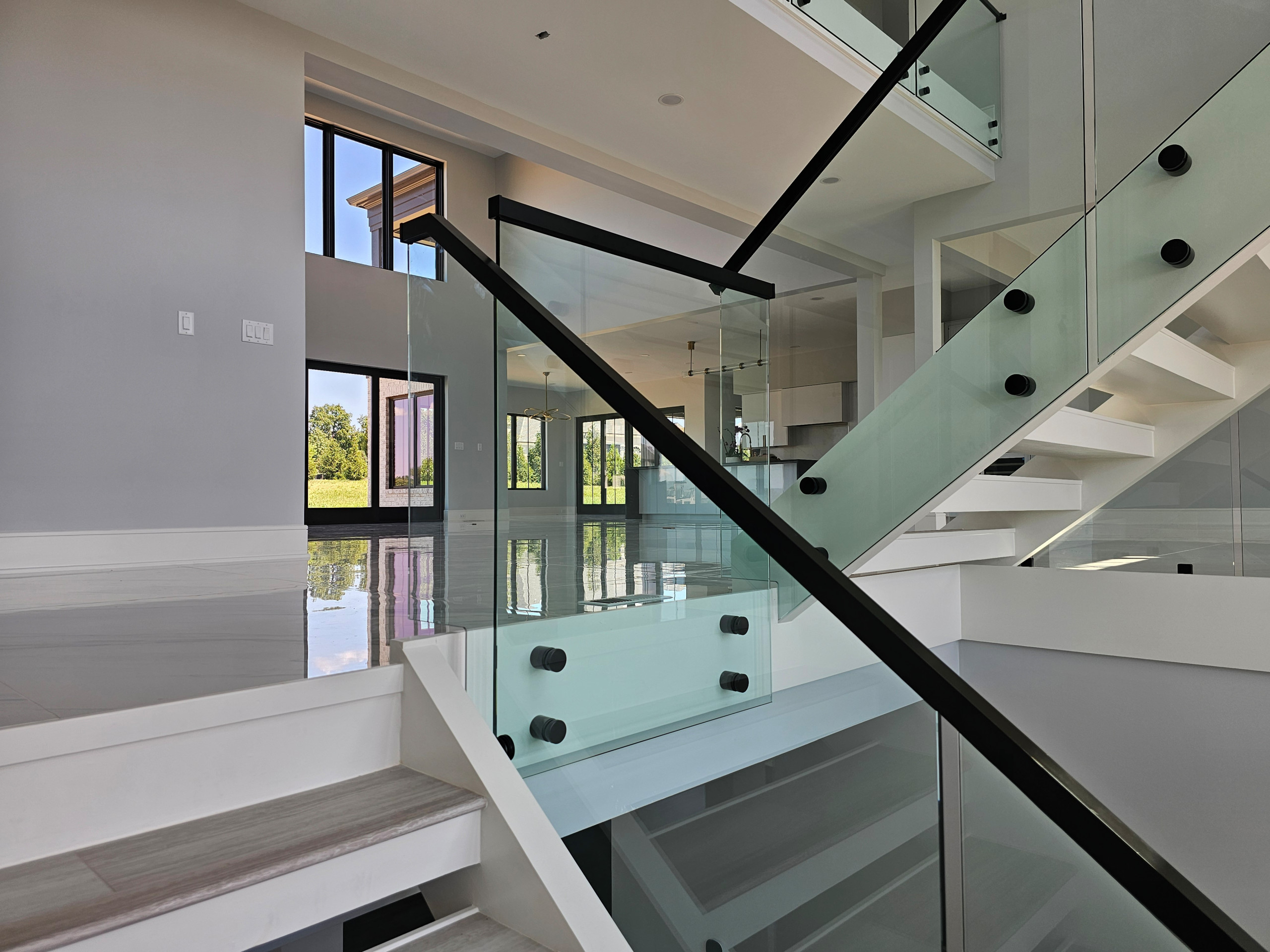 125_Modern Open Rise Stair with Glass Balustrade, Aldie, VA 20105