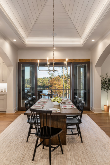 Interior rustic-dining-room