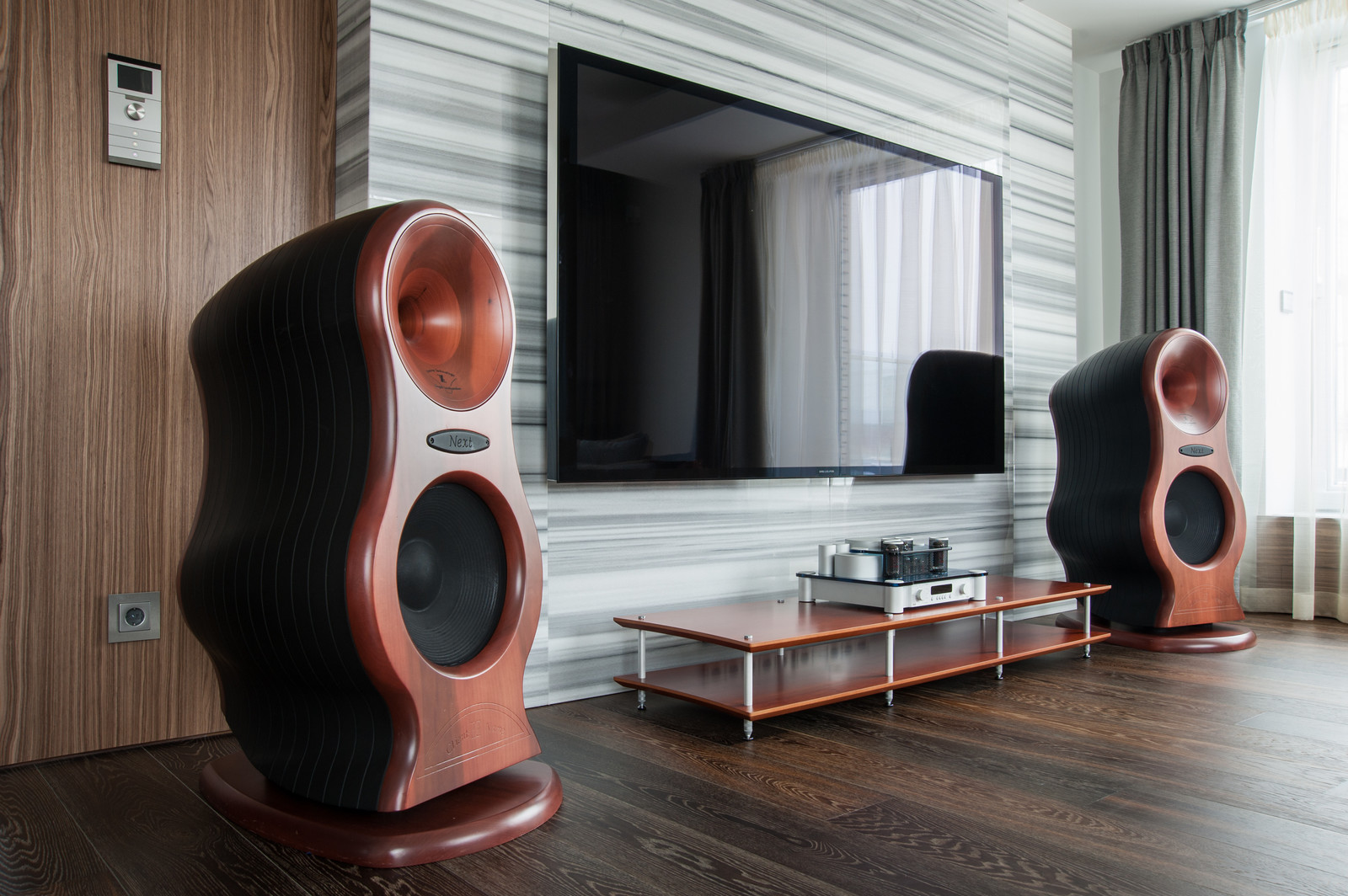 Двухэтажная квартира в Санкт-Петербурге