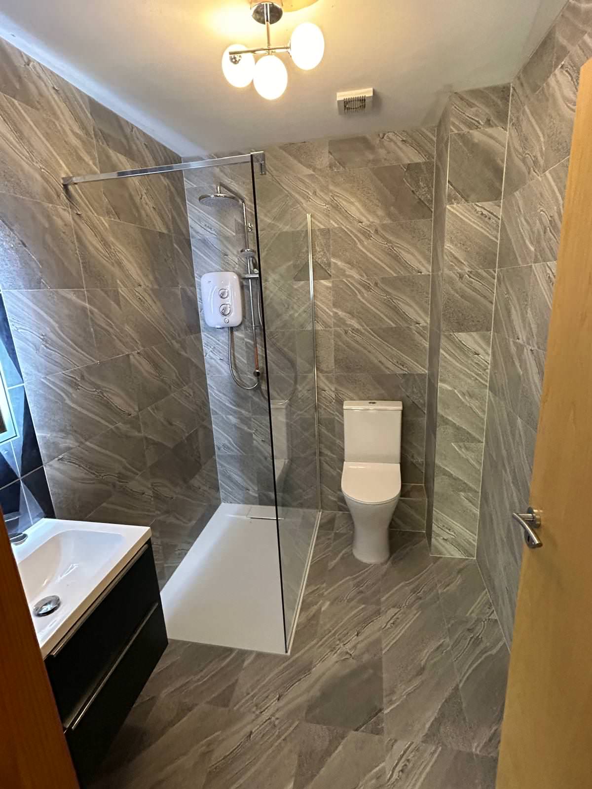Main Bathroom