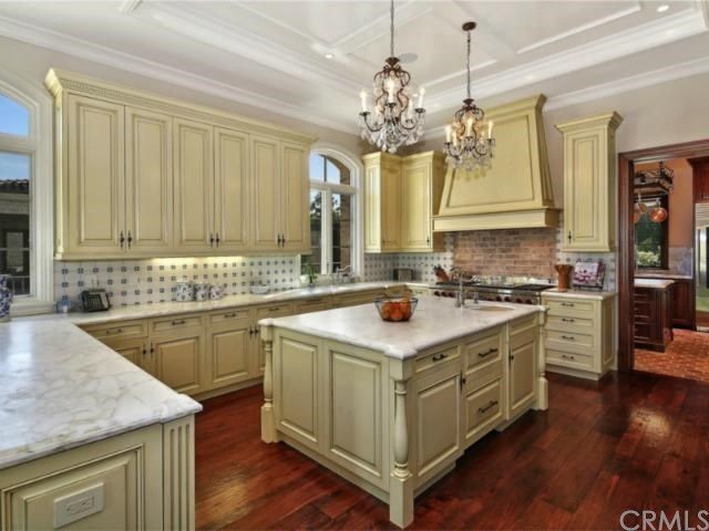 Kitchens klassisch-modern-kueche