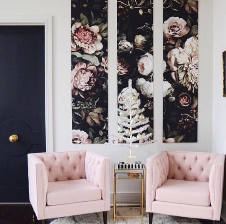 Кресла и декоративные стулья