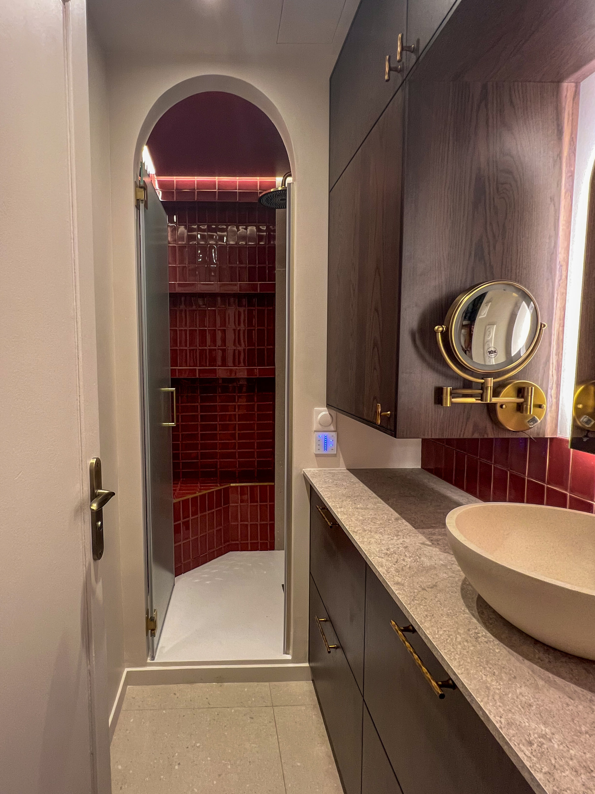Salle d'eau — Projet Hautpoul II, premières images avant shooting