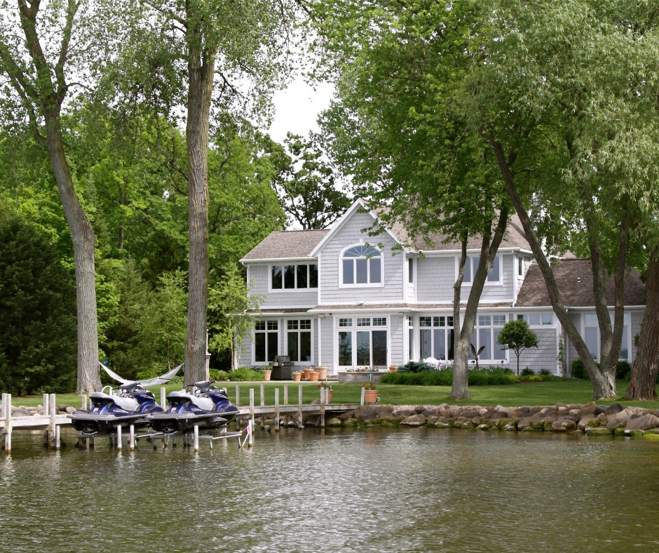 beach house builder michigan