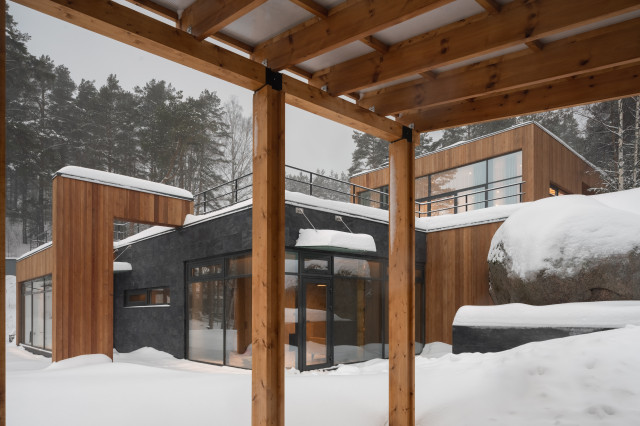 Дом на склоне rustikt