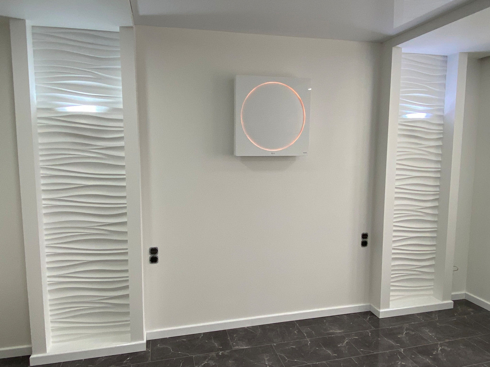 Спальня в белом тоне