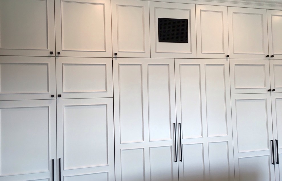 Inspiration for a transitional home design remodel in Phoenix
