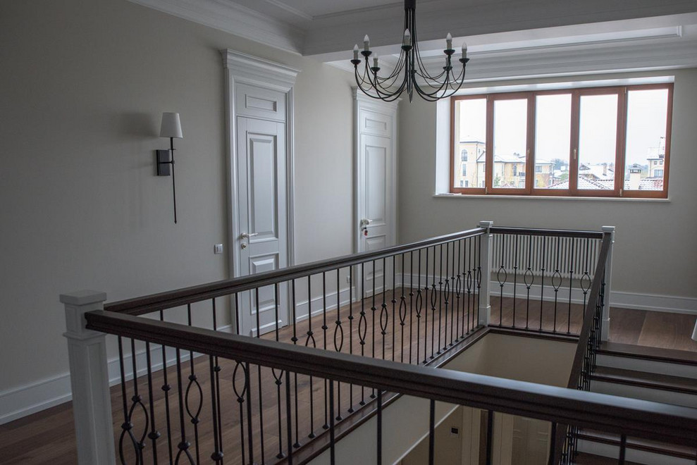 Столярные изделия в коттедж : лестницы, мебель, двери и тд.