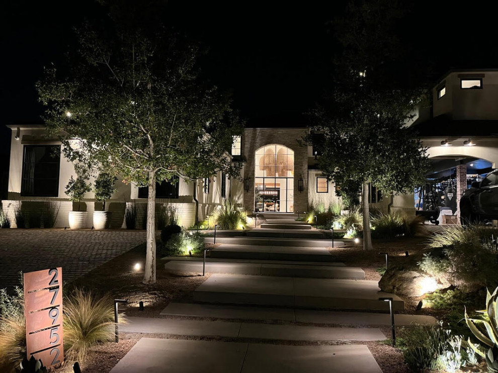 Tona Residence