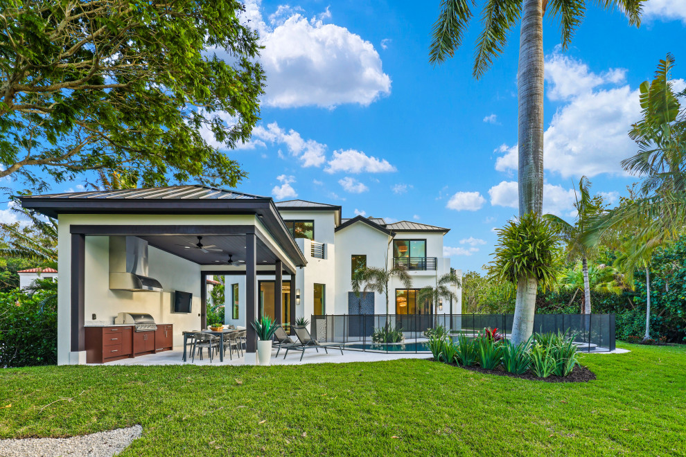 PRIVATE RESIDENCE - OCEAN RIDGE