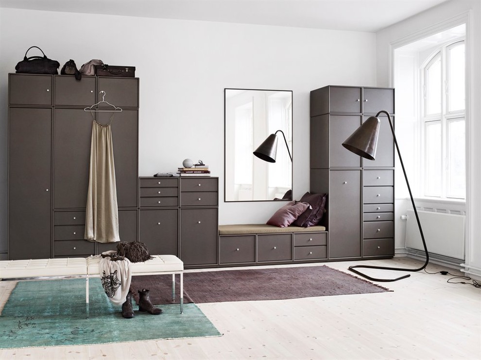 Photo of a contemporary storage and wardrobe in Copenhagen.