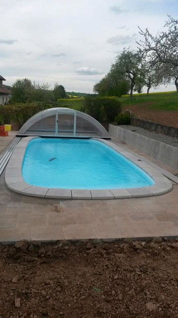 Schwimmbecken pool