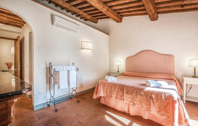 CASA ROSETO landstil-sovevaerelse