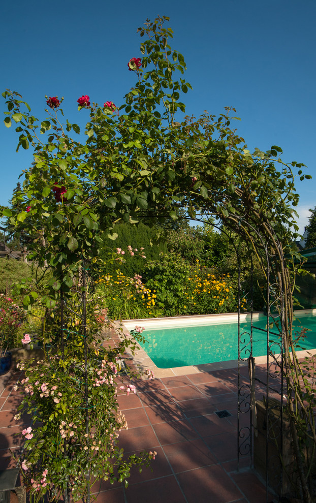 Klassischer Pool in Sonstige