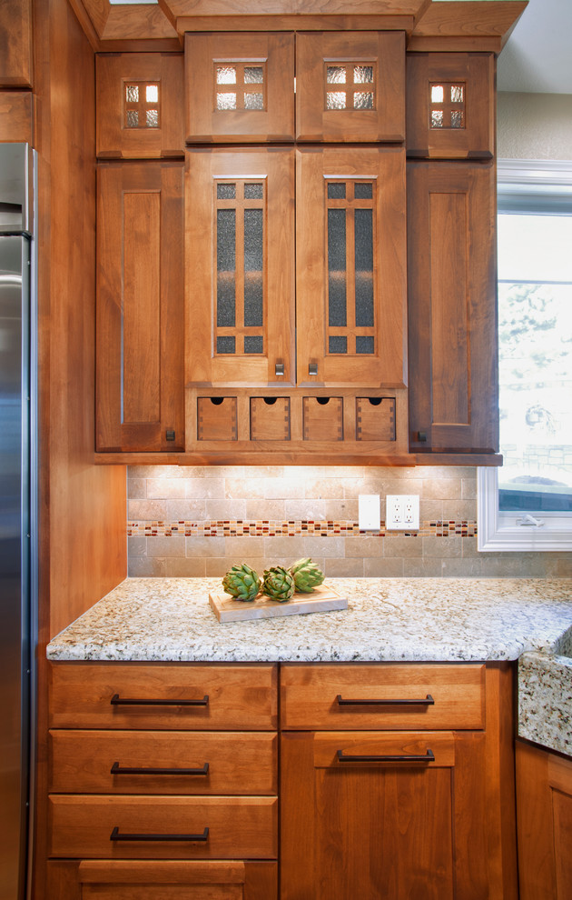 Kitchen - transitional kitchen idea in Denver