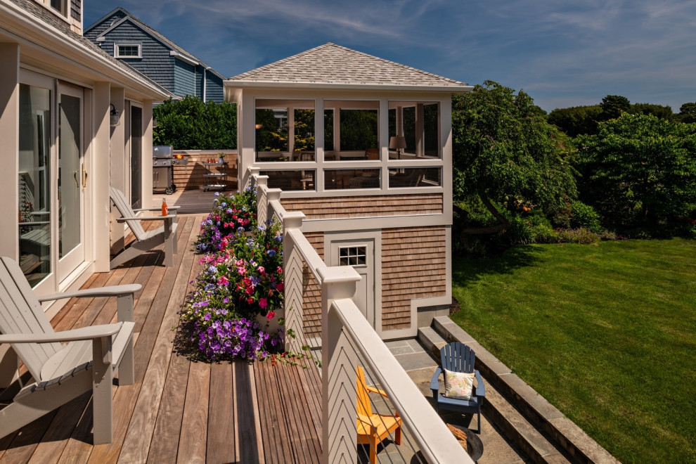 Design ideas for a country rooftop deck.
