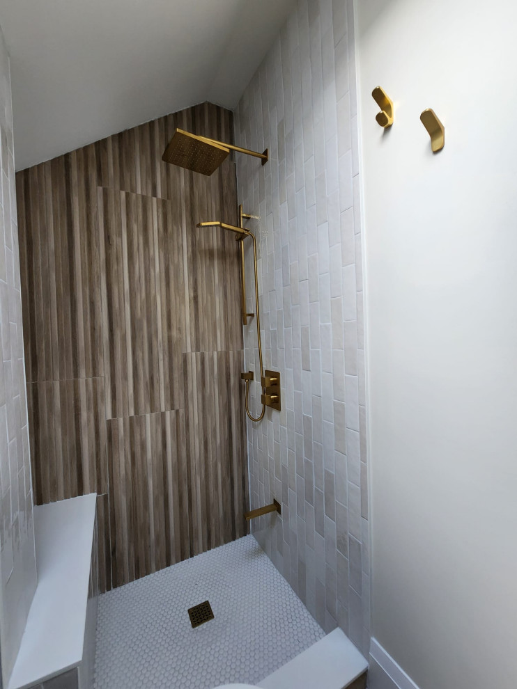 Heyworth Crescent Bathroom Reno