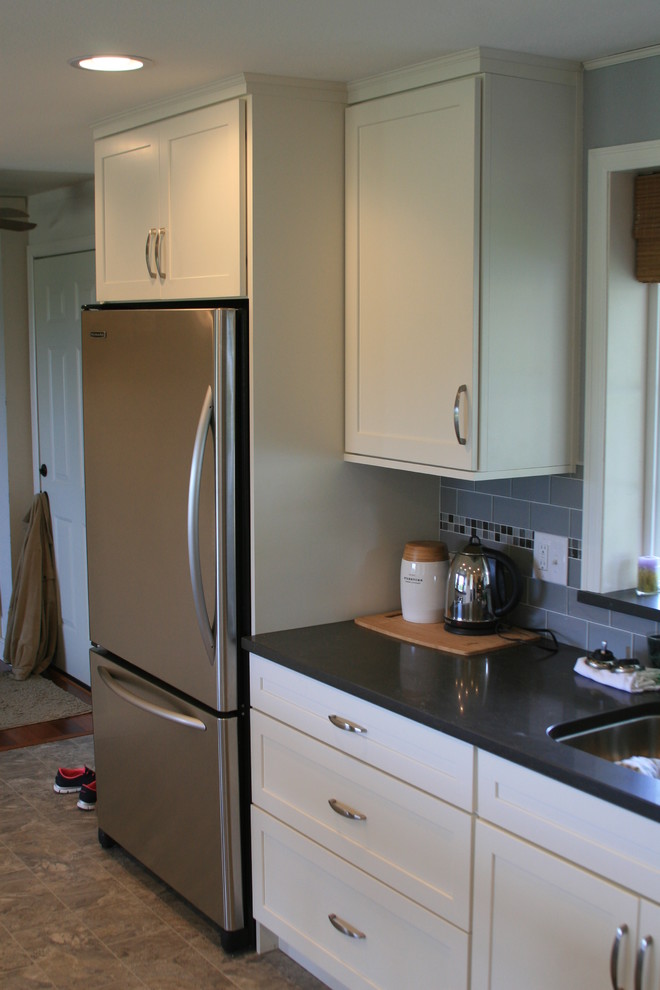 Inspiration for a transitional kitchen remodel in Seattle