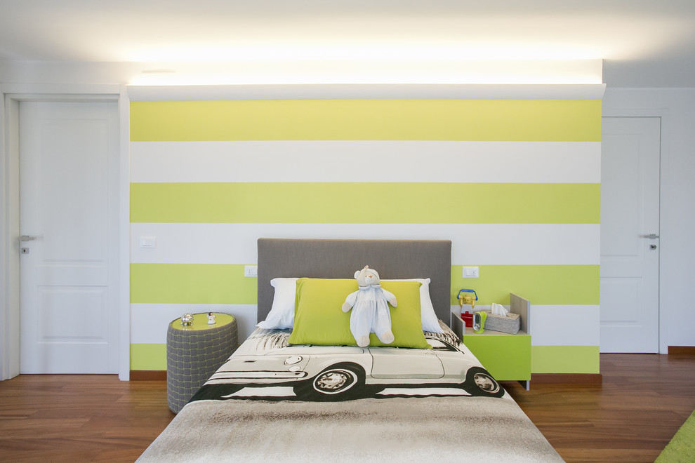 Inspiration for a contemporary kids' room in Milan.