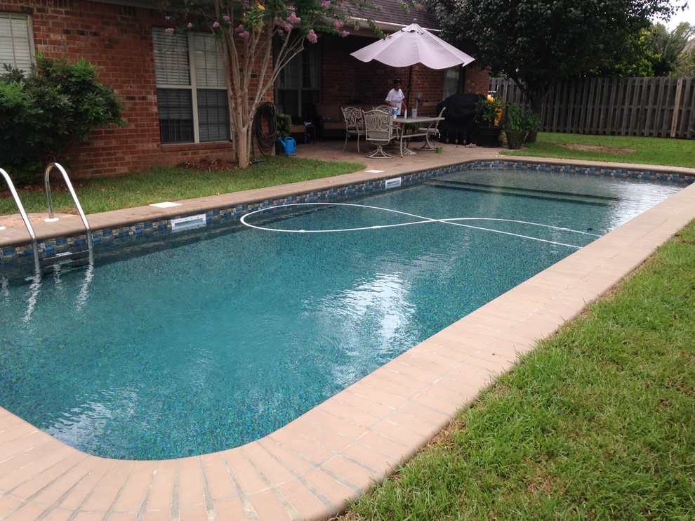Pool - transitional pool idea in Miami