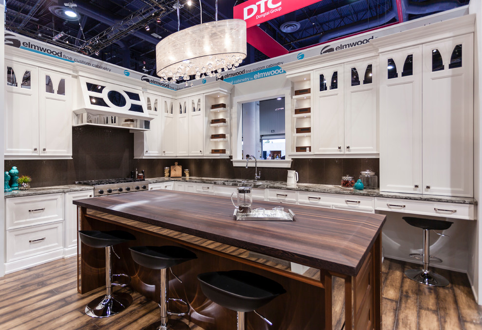 Inspiration for a transitional kitchen remodel in Toronto