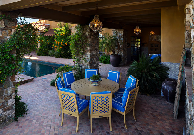 Tuscan Style in the Desert american-southwest-patio
