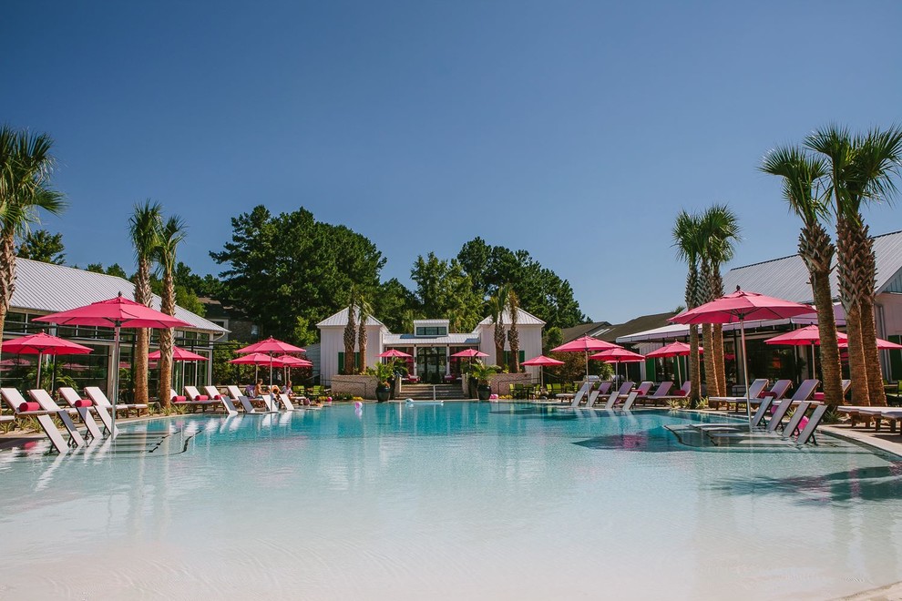 Transitional pool photo in Atlanta