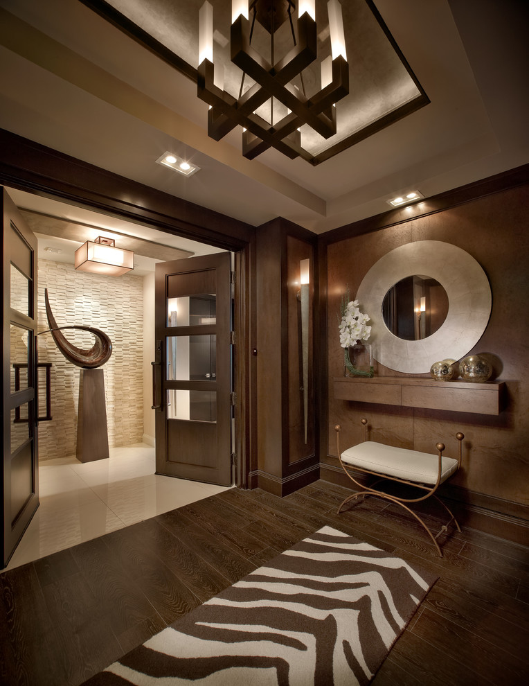 Example of a trendy entryway design in Miami