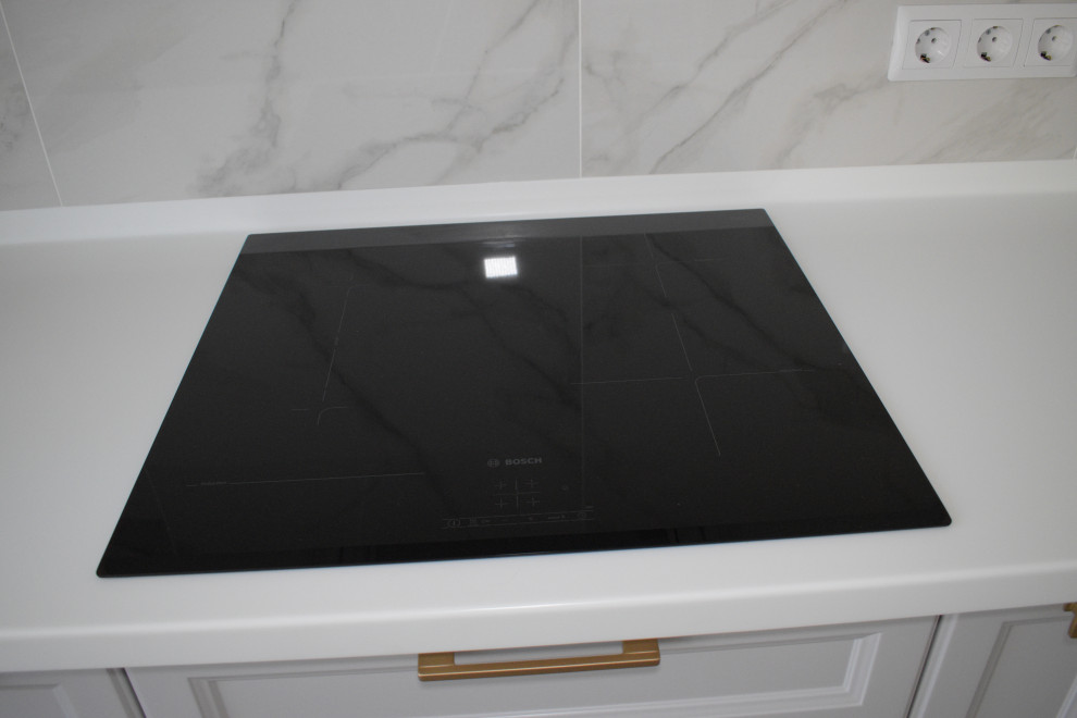 Андора МДФ под потолок с акриловой столешницей