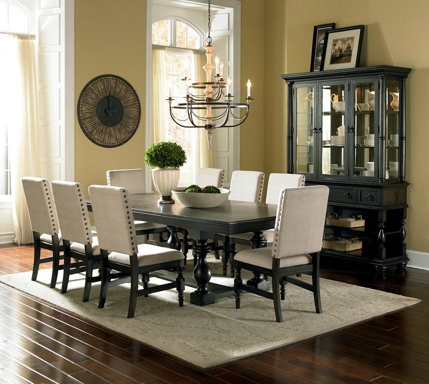 This is an example of a large traditional dining room in Indianapolis.