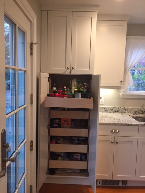 Transitional kitchen photo in New York