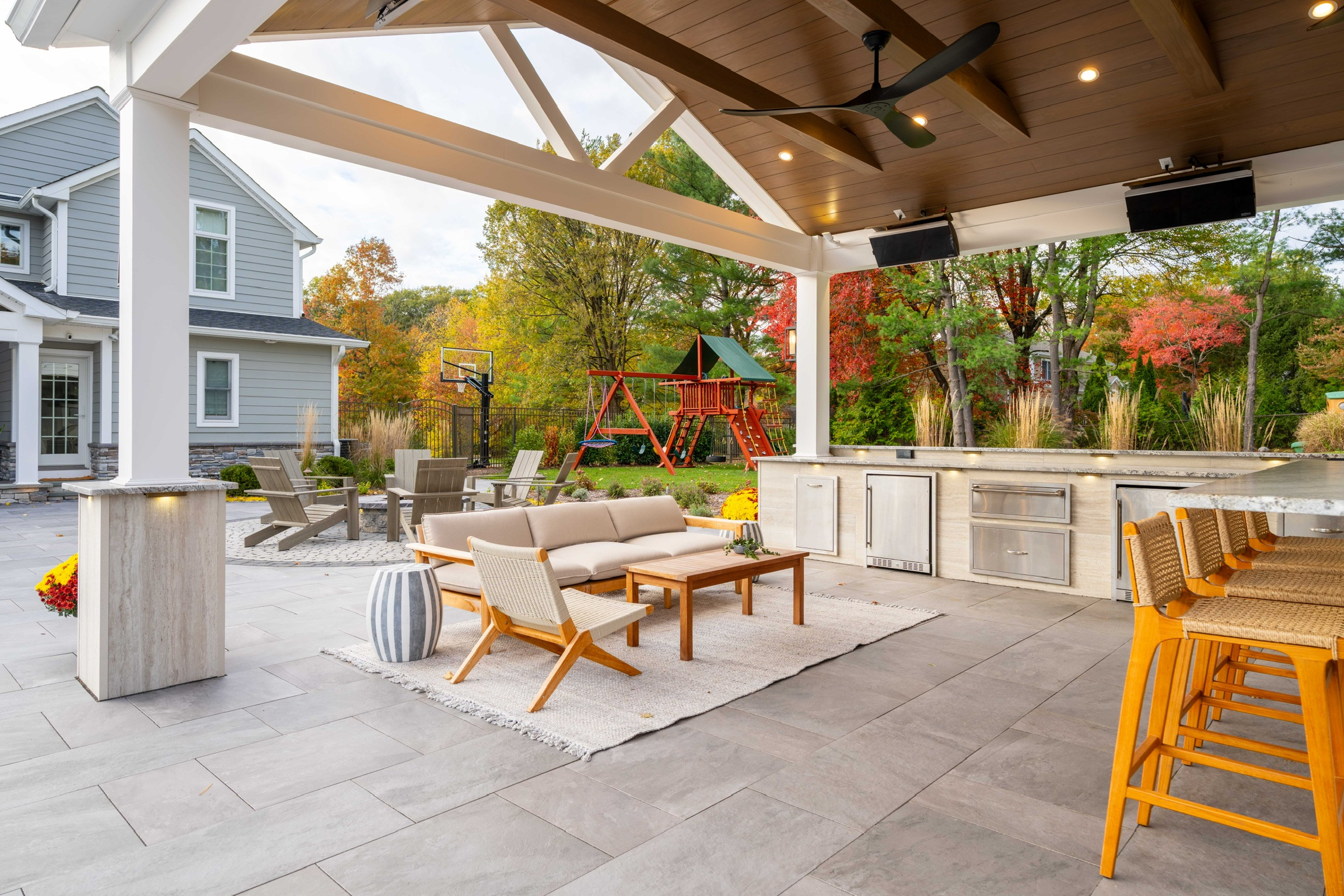 Porcelain Paradise with a Party Pavilian