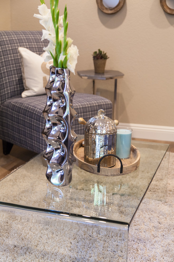 Inspiration for a transitional home design remodel in Orange County