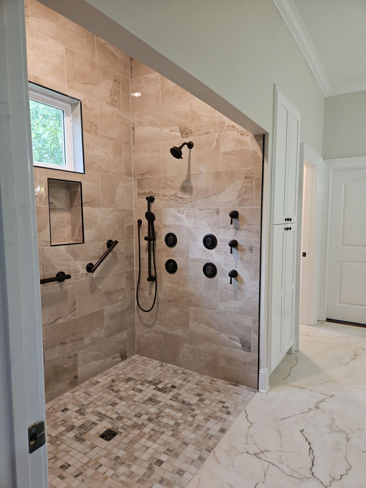 Bob Vincent Bathroom