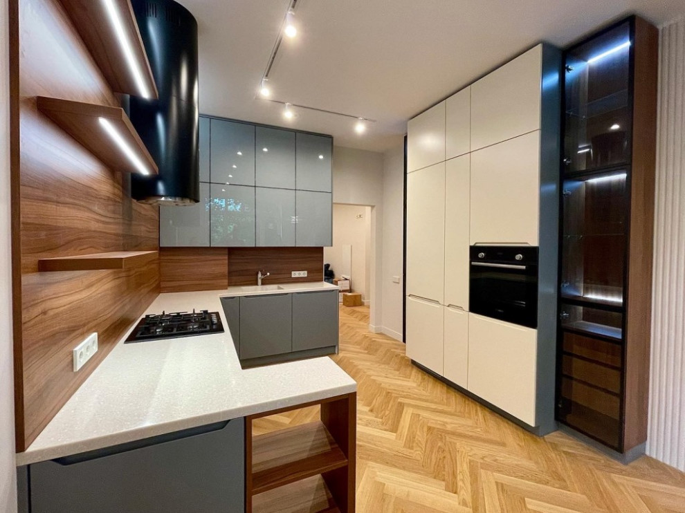 Кухня с интегрированной ручкой.