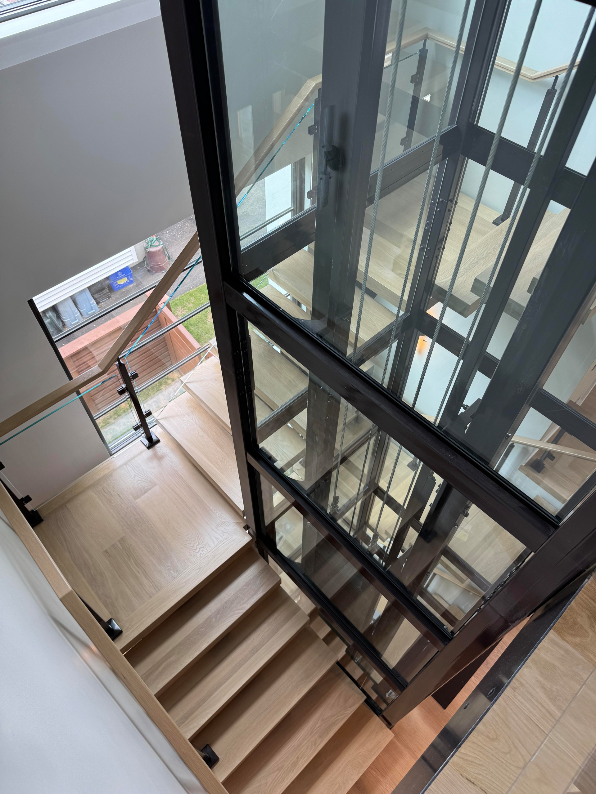 136_Modern Mono-Beam Encircling Glass Elevator, Bethesda, MD 20814