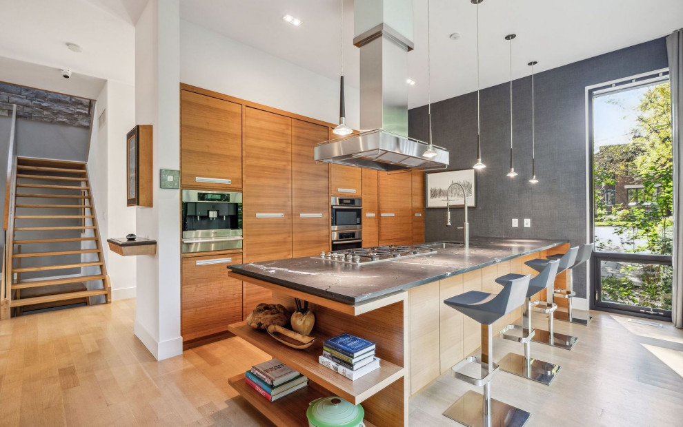 Kitchen - kitchen idea in Toronto