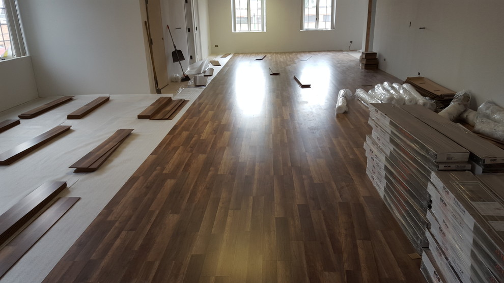 Laminate Floors (8 inch)