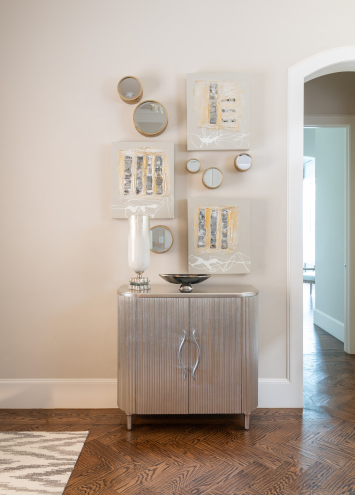 Home design - transitional home design idea in Dallas