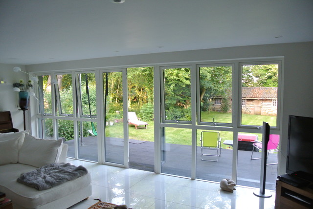 Rue Du Monnaie, Guernsey contemporary-veranda