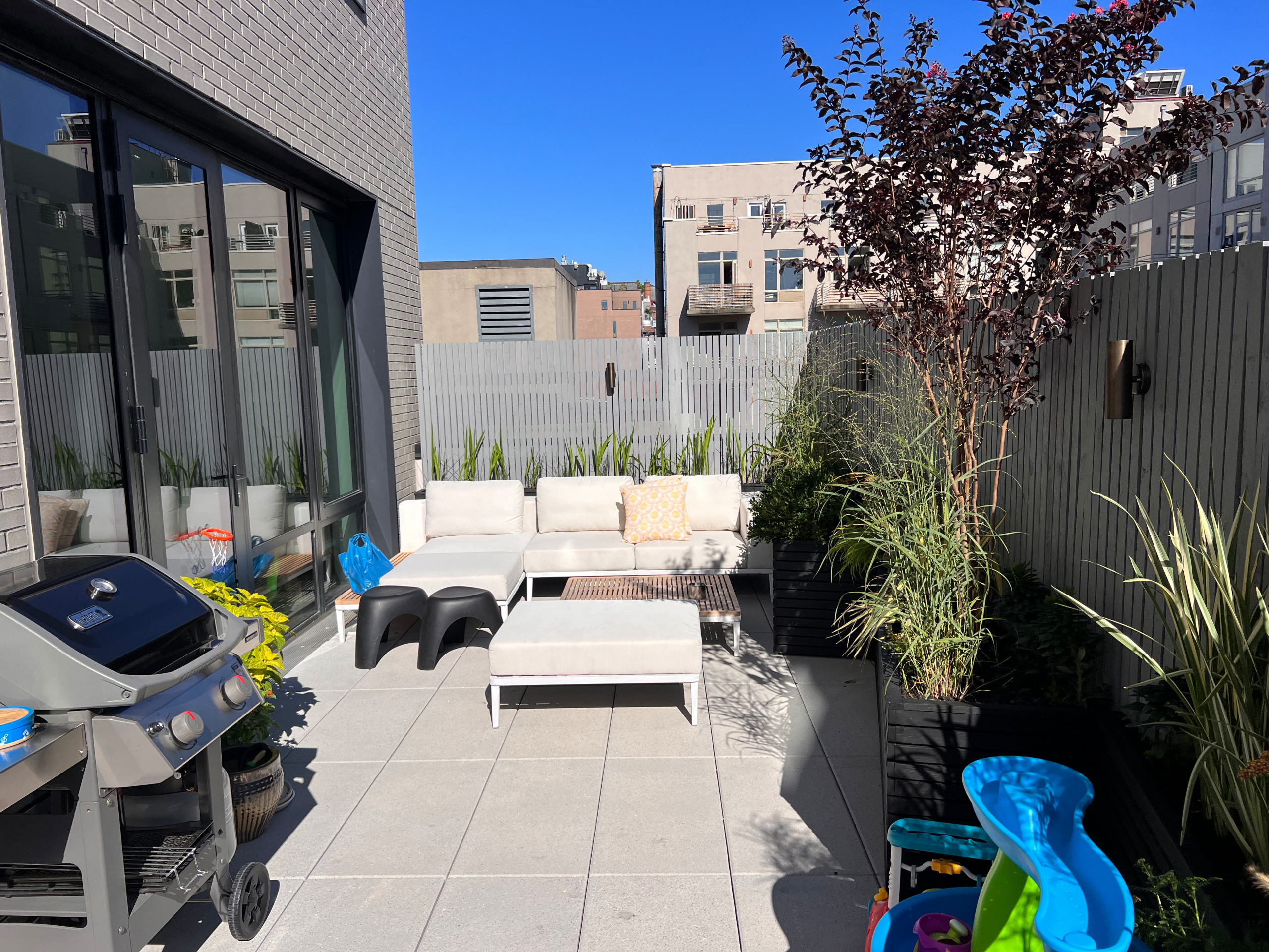 Williamsburg Kid Friendly Terrace