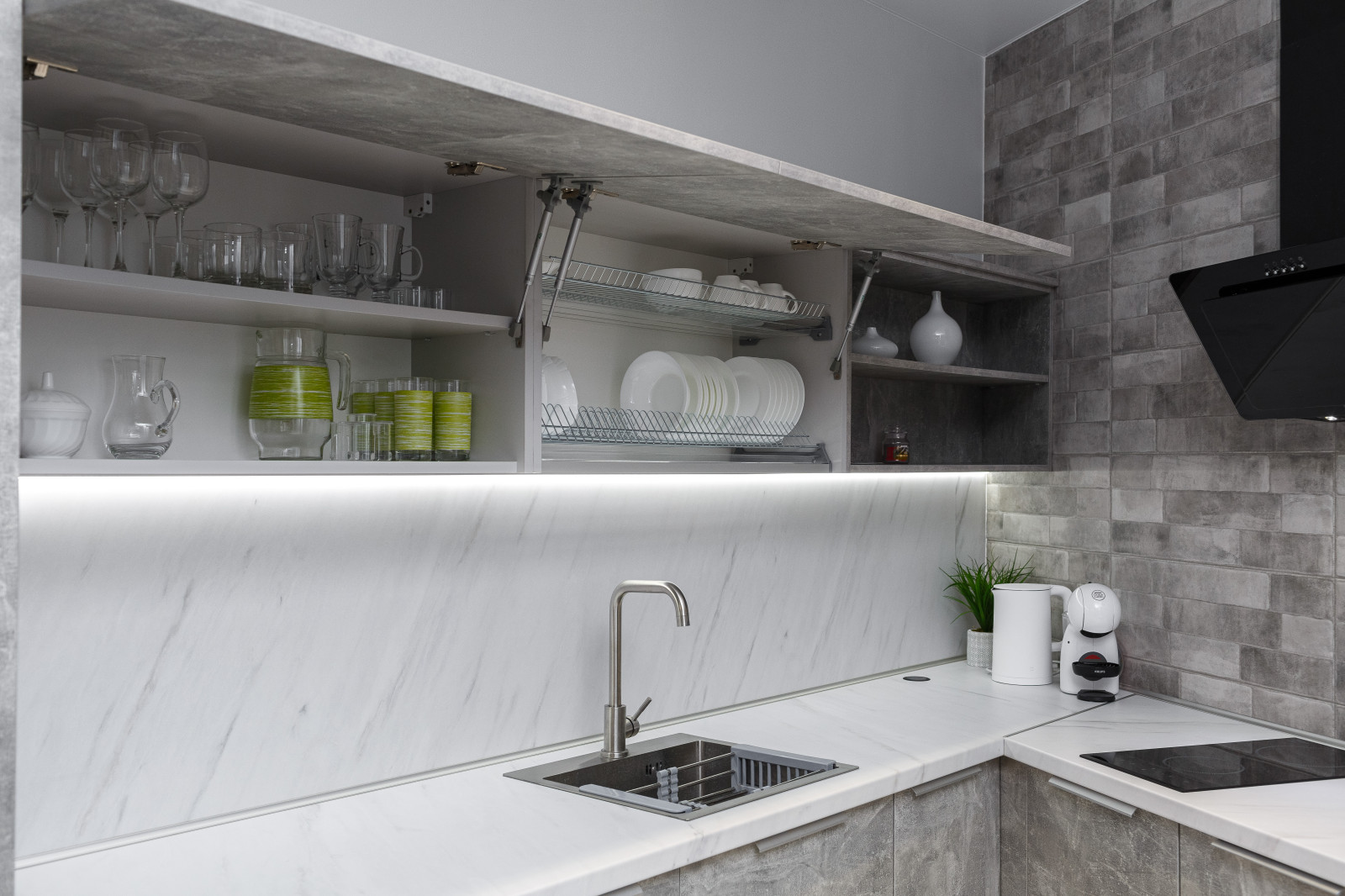 Кухня в стиле минимализм