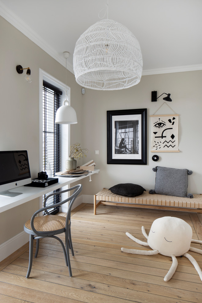 Свежая идея для дизайна: кабинет в викторианском стиле - отличное фото интерьера
