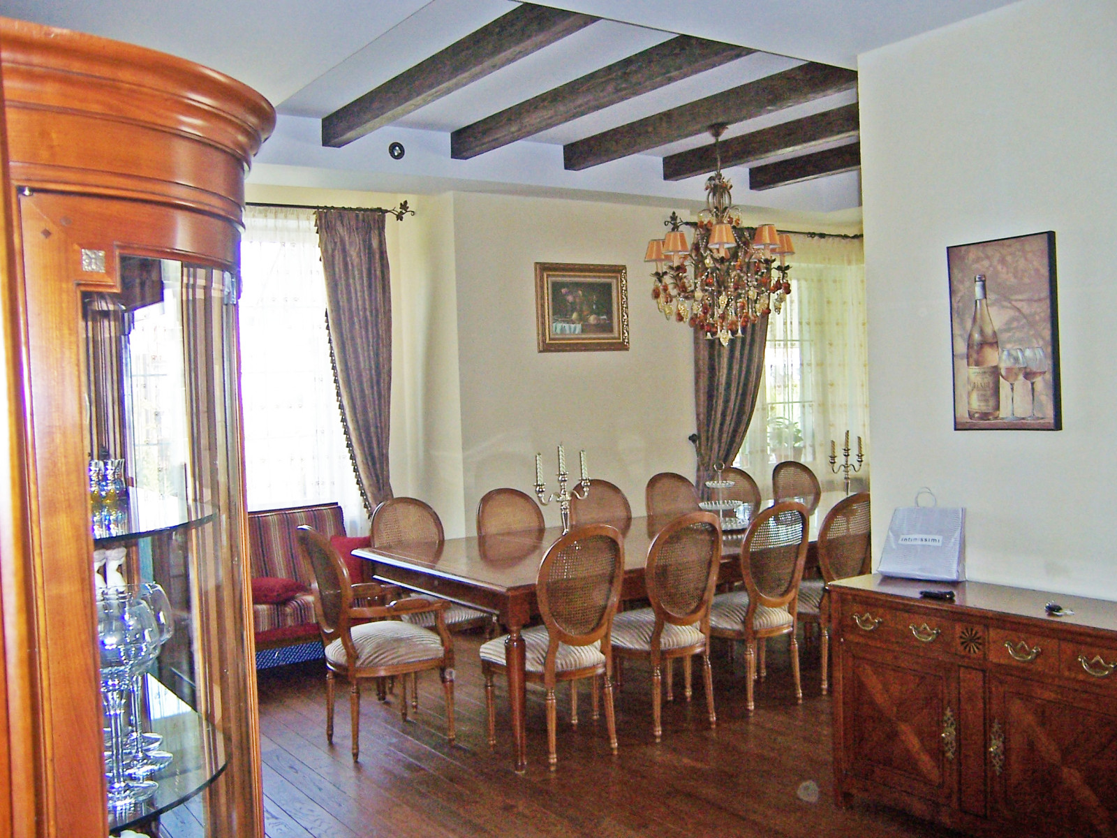 Частный жилой дом