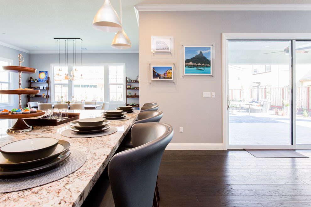 Transitional kitchen photo in San Francisco