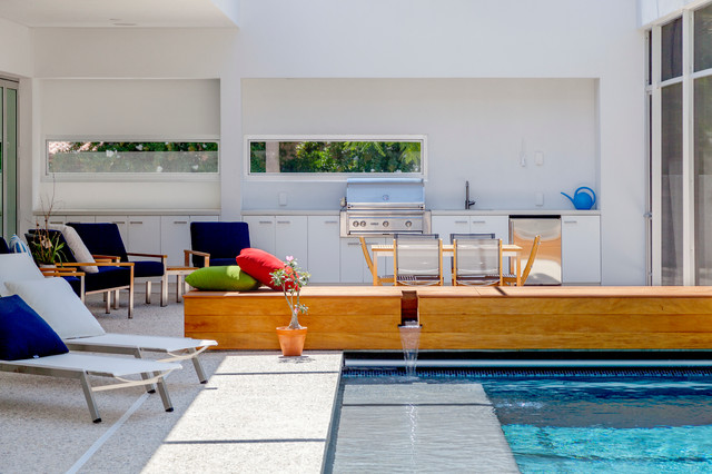 Sky House contemporary-uteplats