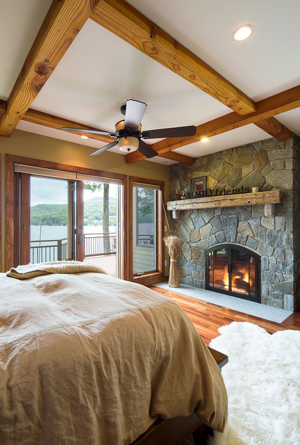 lakeside bedrooms